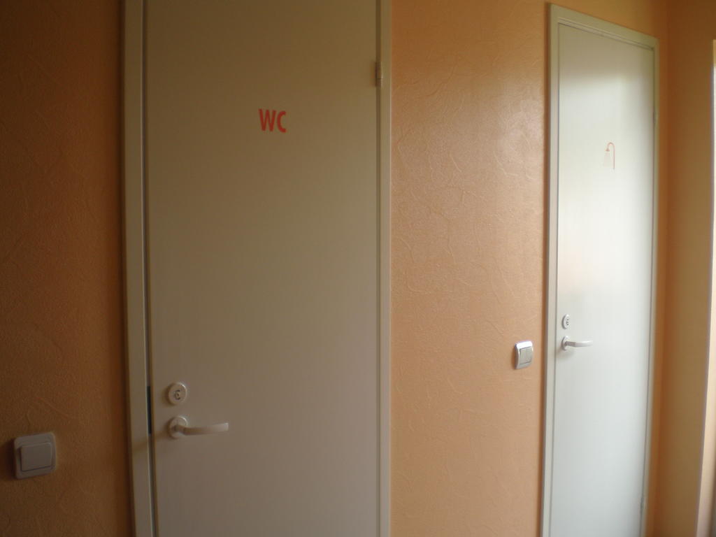 Jannseni Accommodation Пярну Экстерьер фото