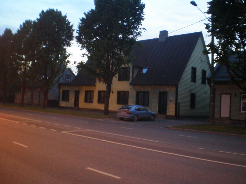 Jannseni Accommodation Пярну Экстерьер фото