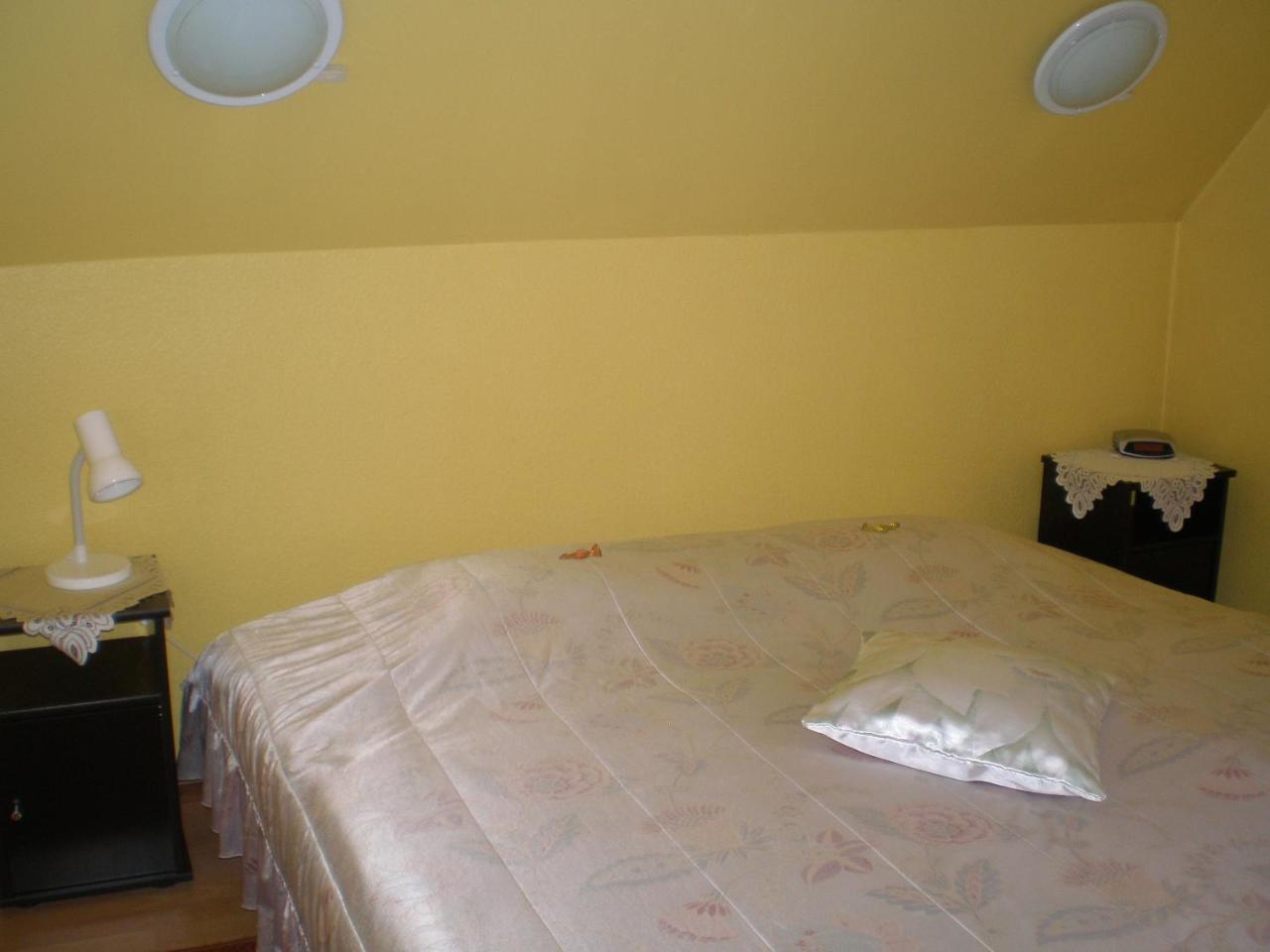 Jannseni Accommodation Пярну Экстерьер фото